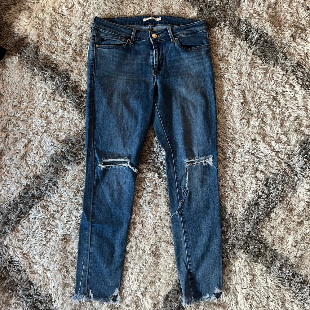 Levi’s 711 skinny jeans size 29